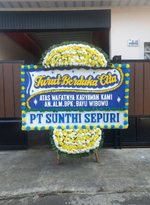 Papan Bunga Duka di Nglarangan
